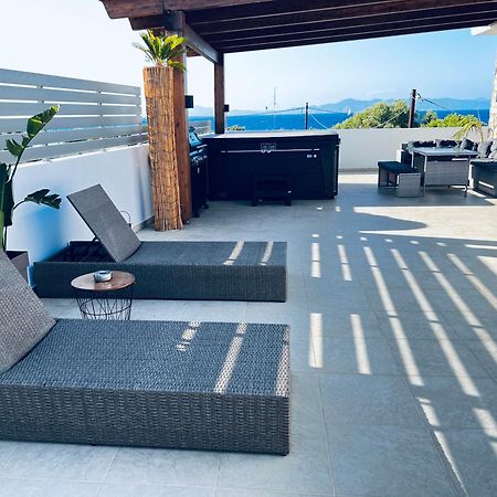 Odyssea Top View & Hot Jacuzzi Front Beach Kremasti  Bagian luar foto