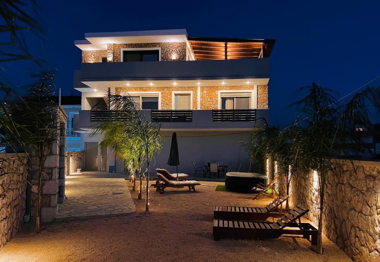 Odyssea Top View & Hot Jacuzzi Front Beach Kremasti  Bagian luar foto