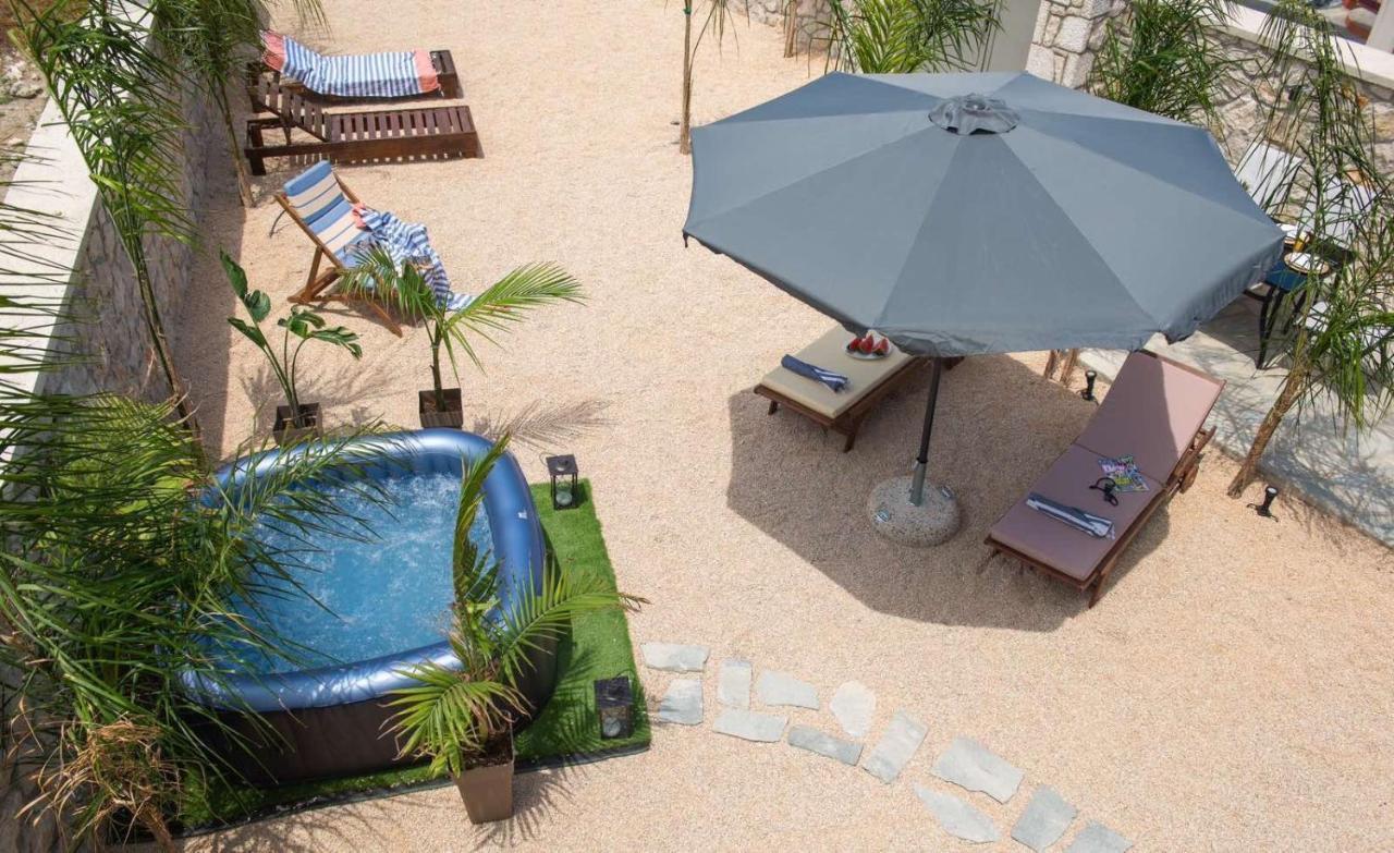 Odyssea Top View & Hot Jacuzzi Front Beach Kremasti  Bagian luar foto